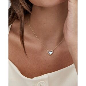 Kendra Scott Ari Heart Pendant Necklace Dichroic Glass Gold-Plated Adjustable